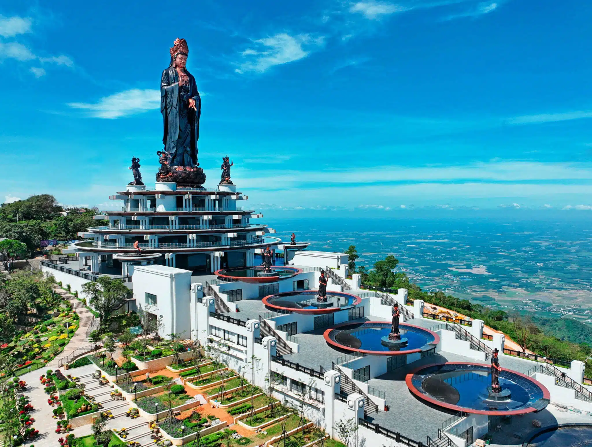 Thuê xe Sài Gòn đi Tây Ninh
