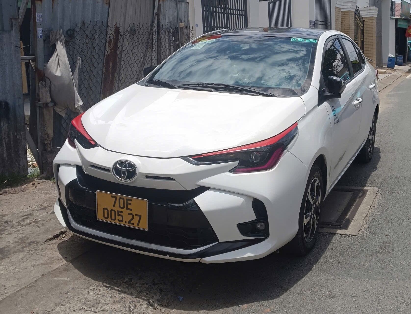 Thuê xe 4 chỗ đi Trà Vinh