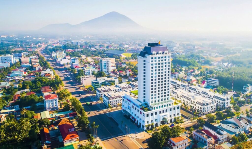 thuê xe có tài xế đi tây ninh