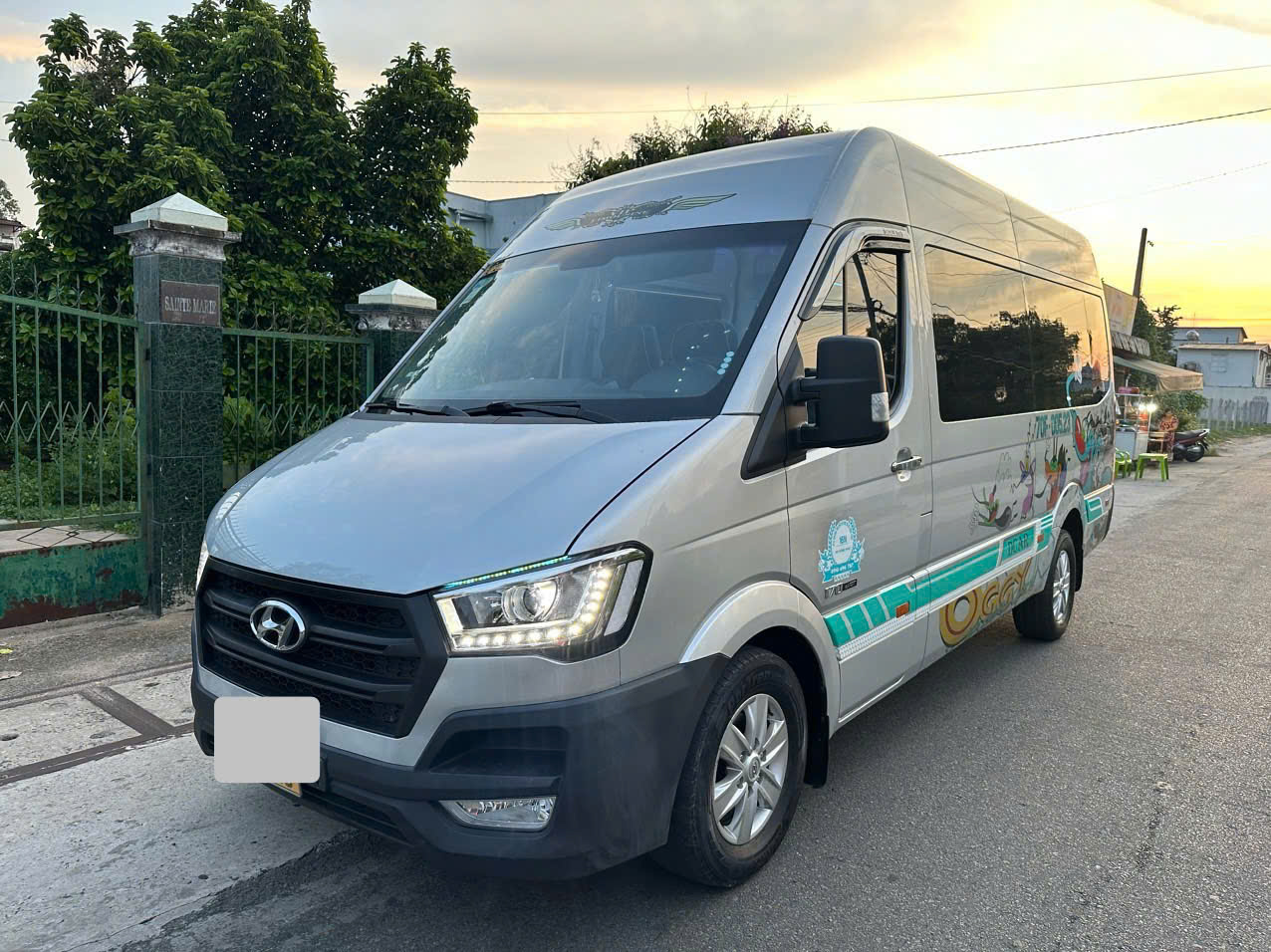 Thuê xe 16 chỗ đi An Giang