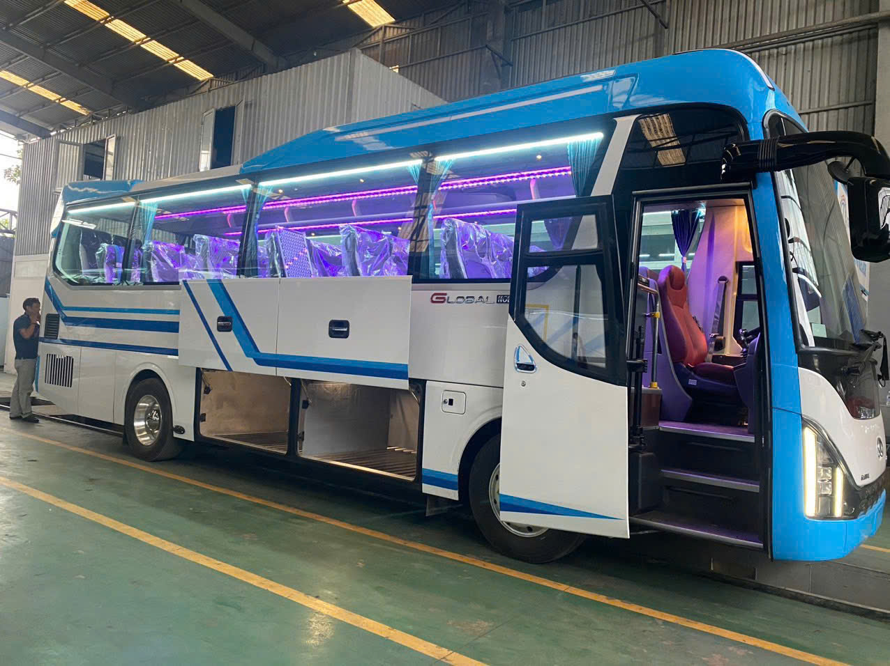 thuê xe 29 chỗ đi bến tre