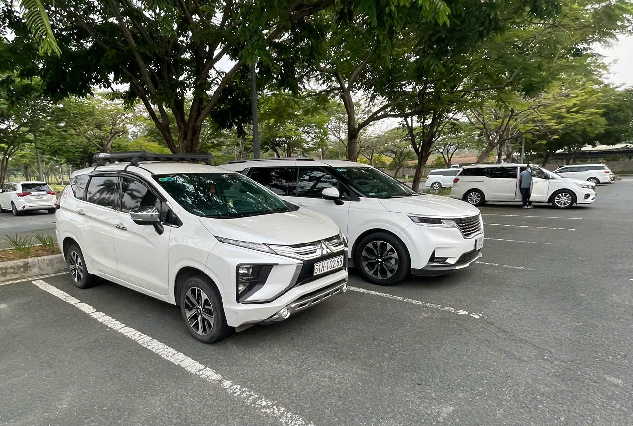 Hình Ảnh Thực Tế Xe 7 Chỗ