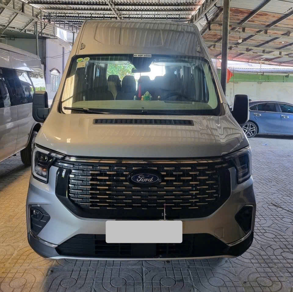 Thuê xe 16 chỗ đi Lai Vung