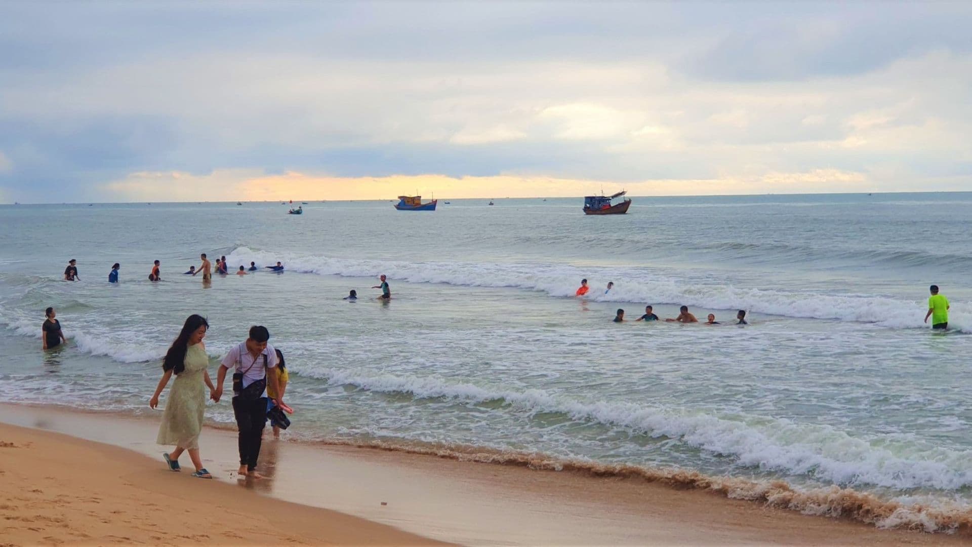 Biển Ba Tri – Cồn Hố