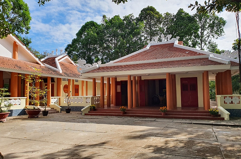 Đình Tân Hưng