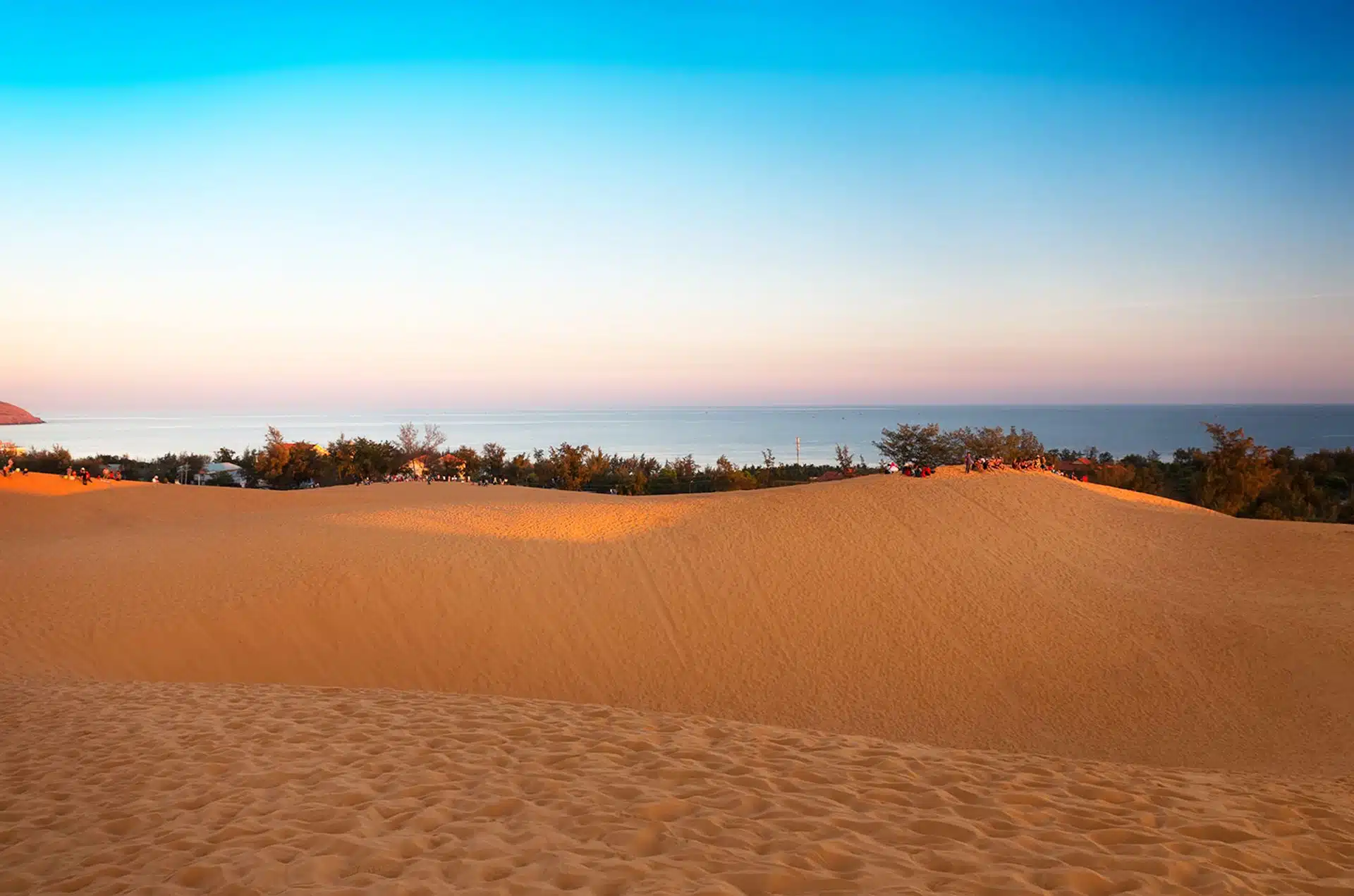 Đồi Cát Bay Mũi Né